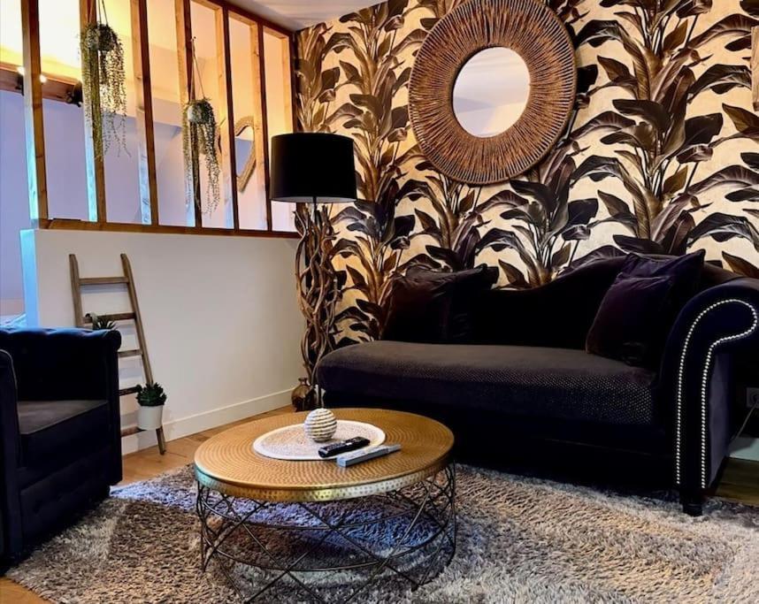 Sejour Detente Au Coeur De Macon Spa,Cine,Bouteille Offerte Екстериор снимка